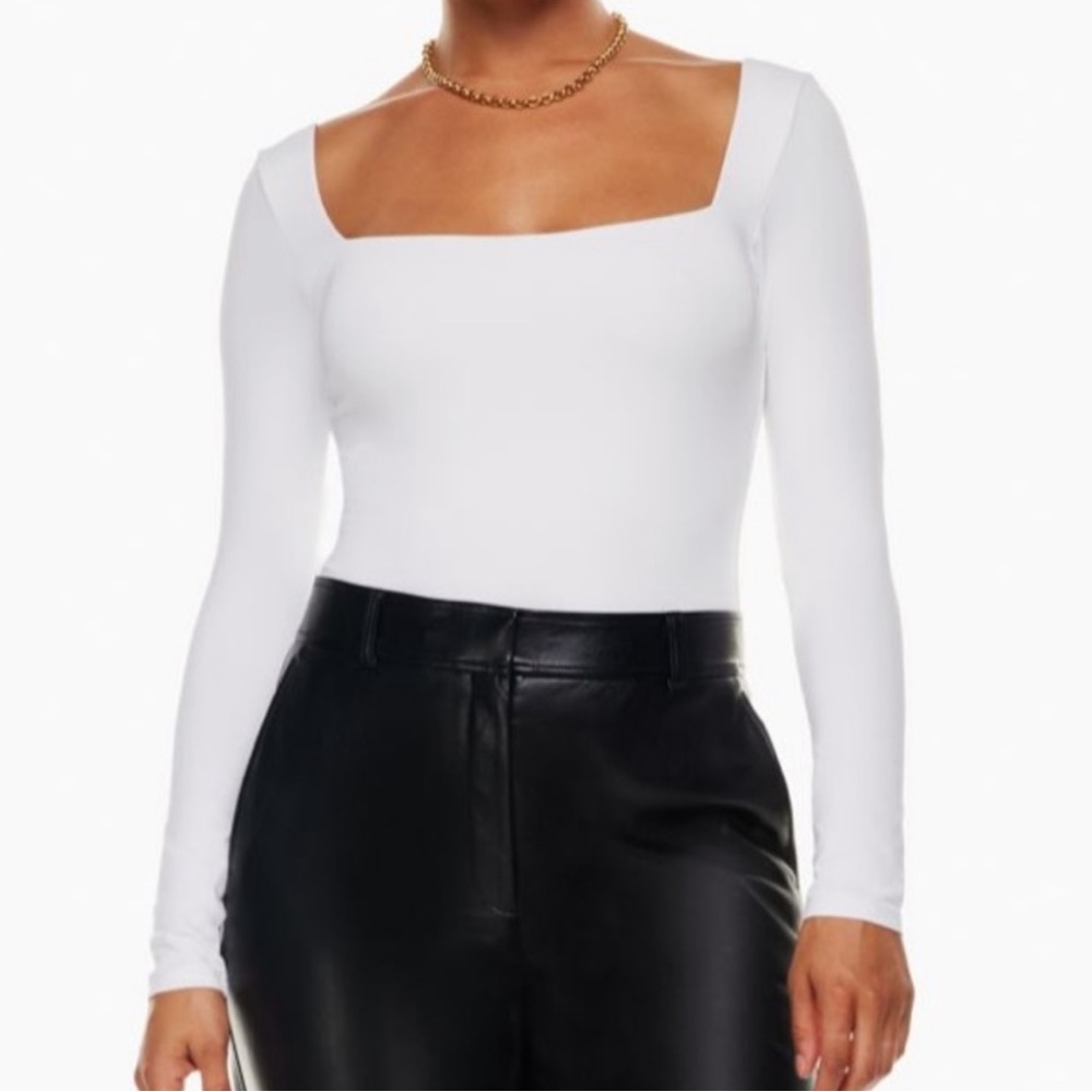 Aritzia Babaton Contour Bodysuit